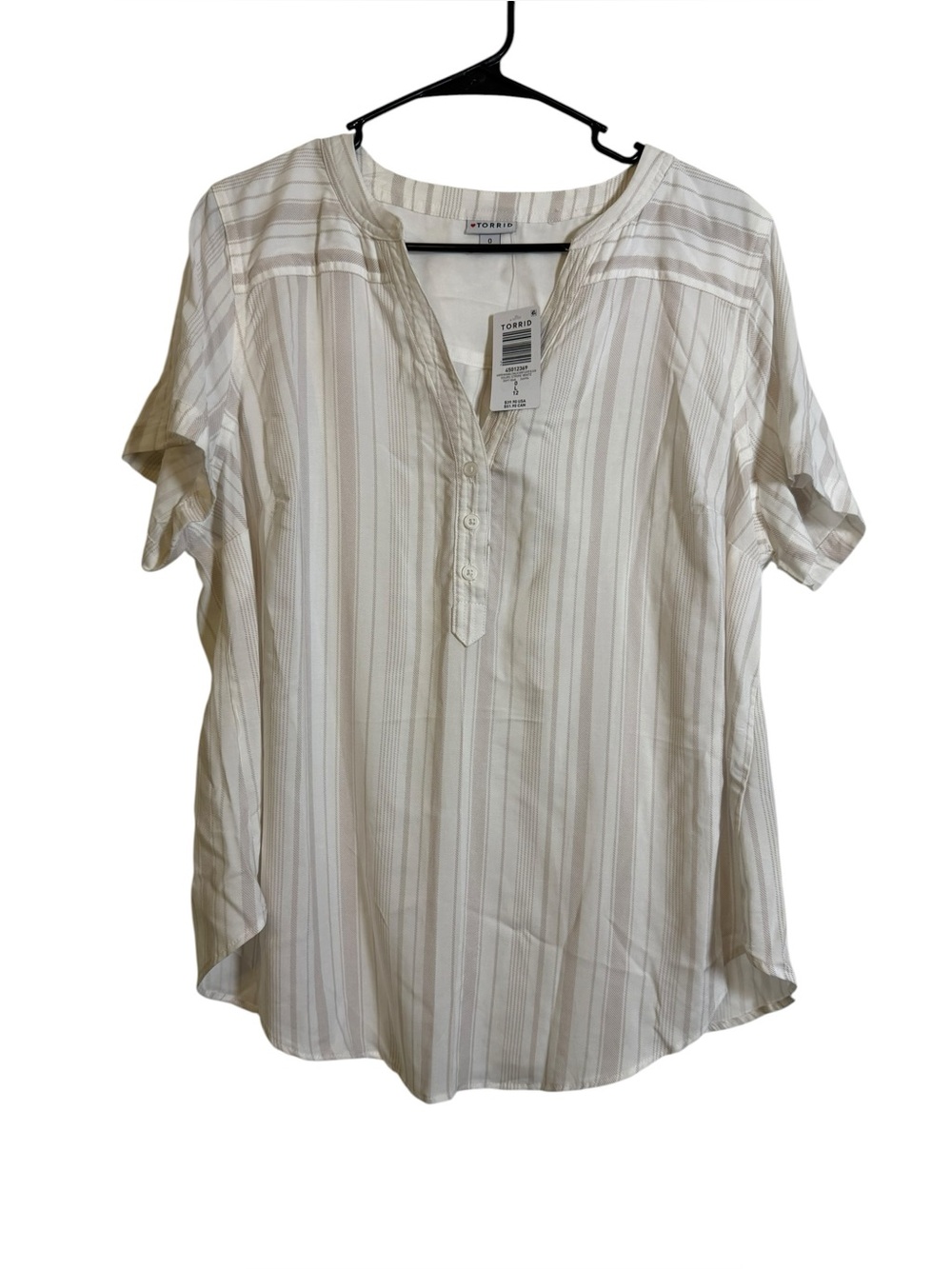 NWT Torrid Cream Striped Short-Sleeve Henley Blouse sz L/0